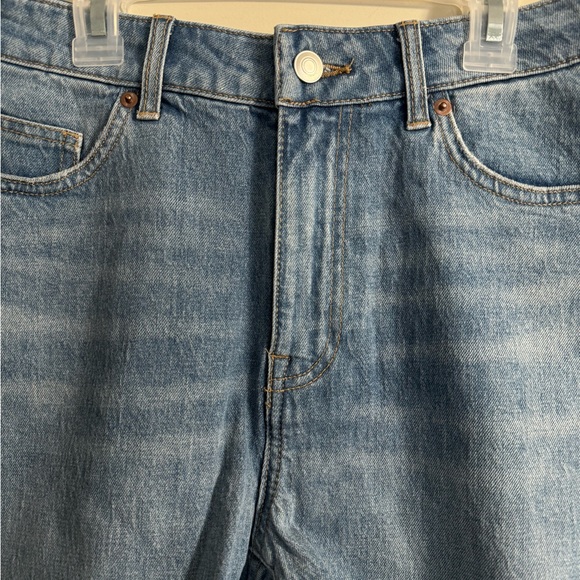 WORN ONCE H&M denim short, size 6 - Picture 2 of 3